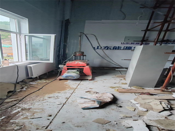 桃城地基基础下沉墙体裂缝加固注浆顶升施工