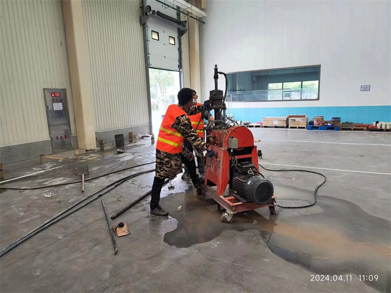 桃城厂房地面下沉塌陷注浆加固施工